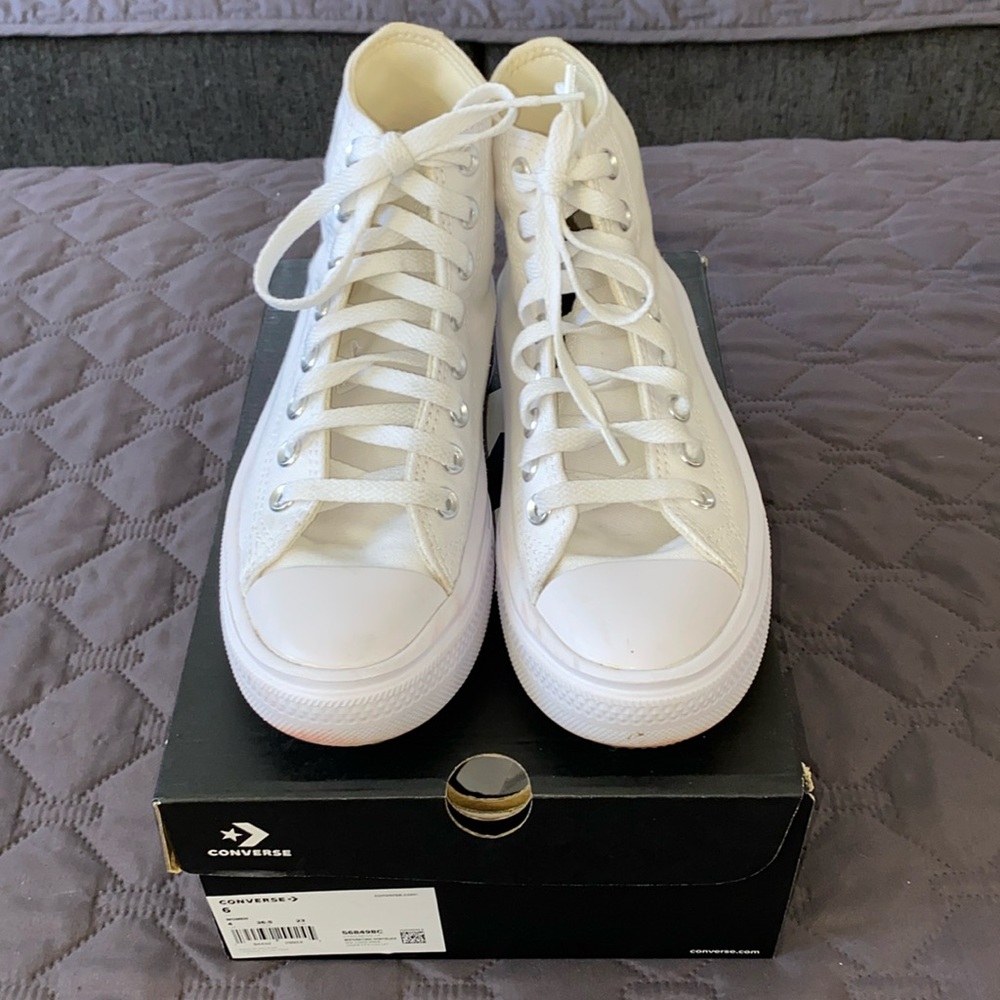 Women’s Chuck Taylor All Star Move High Top Sneaker